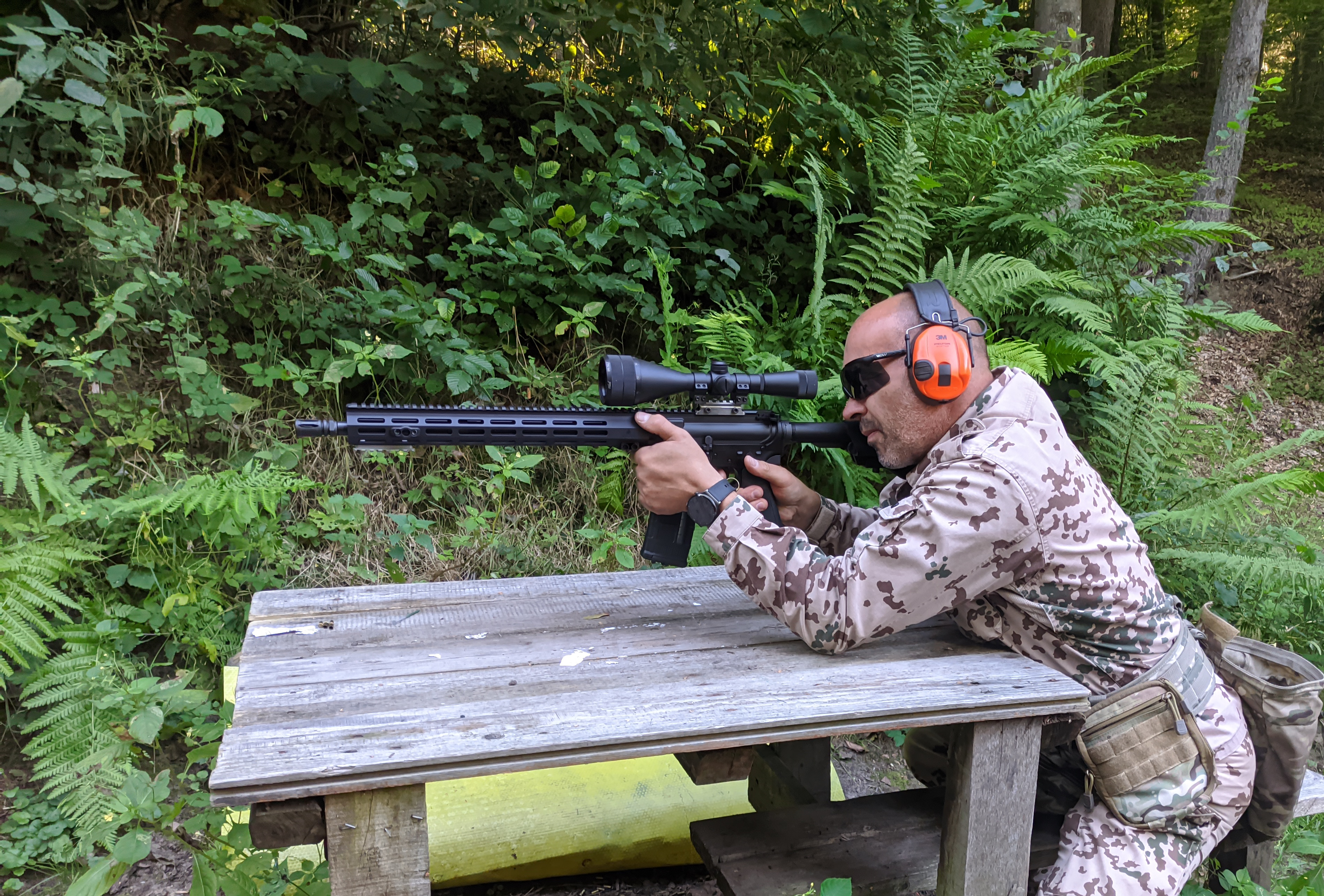 Szkolenie strzeleckie na strzelnicy Smolarnia w Bytowie